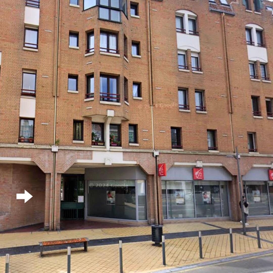 L'Ecureuil Apartment Calais Exterior photo